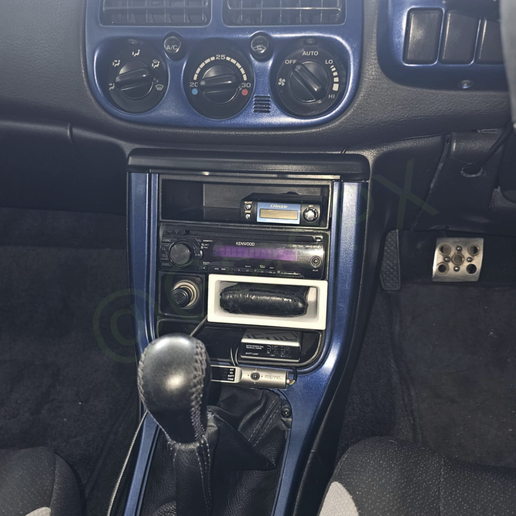 15.png Área de arrumação do cinzeiro do Subaru Impreza GC6