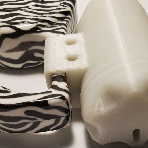 20220514_152707.jpg Contenedor para bolsas de excrementos de perro