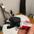 xx1.jpg Xenomorph Toothpaste Dispenser