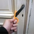 20200422_200649.jpg HOOK FOR OPENING DOORS OR OPERATING BUTTONS WITHOUT CONTACT