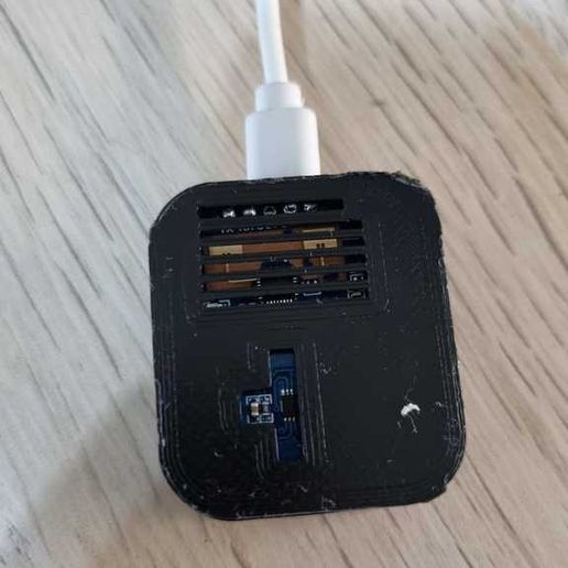 642c673b-3563-4d90-9831-5bc69c68cfd0.jpeg Estuche para sensores D1mini - LD2410C, BH1750