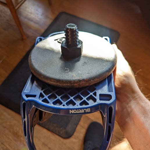 PXL_20220730_122205481.jpg DIY Leg weight for "knees over toes guy" exercises!