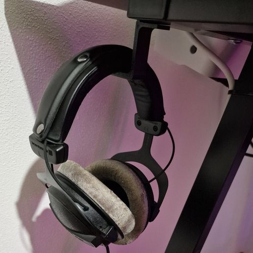 20251110_171924.jpg Soporte de auriculares para escritorio UTESPELARE de IKEA (montaje lateral)