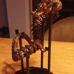 Gelenkiger Drache