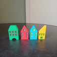 4703c90e-9223-44c1-a6e5-d65e6ff108bf.jpg Modernes Minihaus-Set - Bunte Gebäude (mit kommerzieller Lizenz)