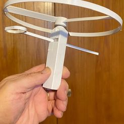 IMG_7718.jpg STL file Propeller launcher with pull cord・3D print model to download