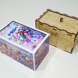 Caja-broma-02.jpg Surprise box, joke box