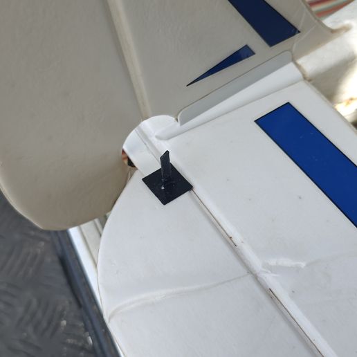 🎛️ HobbyZone Rear Flaps and Rudder control Arms.・Free STL File for 3D ...