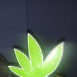 1664136780239.jpg Cannabis Leaf Lamp