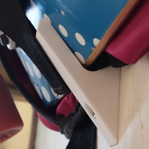 Skateboard wall mount heavy duty 15mm slot (for board with bag)