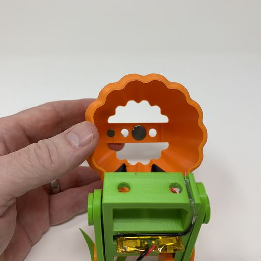 Image0004e.JPG Walking Pumpkin II