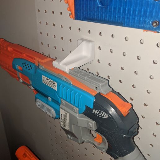 IMG_20190107_131231.jpg Nerf Blaster Minimalist pegboard mount