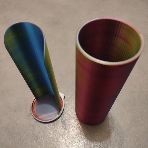Étui Rigide & Distributeur Hermétique pour Boîte de Chips (Type Pringles) — 100 % Personnalisable
