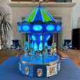 IMG_6663-FACEBOOK.jpg 3D-Datei CAROUSEL Lampe mit mechanischem Uhrwerk・Design für 3D-Drucker zum herunterladen