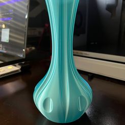 Fluted-Vase-1.jpg STL file Tall Elegant Vase・3D printing template to download