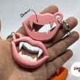 0.jpg 🦇 Dents de vampire Ouvre-bouteille + Porte-clé