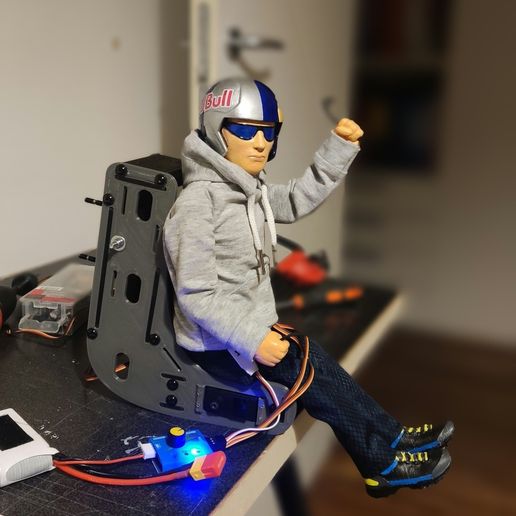 Modular-RC-Paramotor-Backpack-and-Pilot-2.2m-3.5m-Wings-Hybrid-SlopePower-System_03.jpg Modular RC Paramotor Backpack & Pilot [2.2m - 3.5m Wings] - Hybrid Slope/Power System