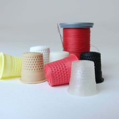 3D printed thimbles.jpg Fichier STL gratuit Dé à coudre imprimable en 3D - (14, 16, 18 mm)・Design à télécharger et à imprimer en 3D, CreativeTools