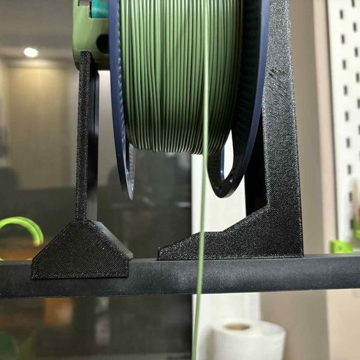 cf188bc5-3393-4acf-b066-300cb586939c.jpeg Ender 3 V3 SE Rouleau de filament et béquille