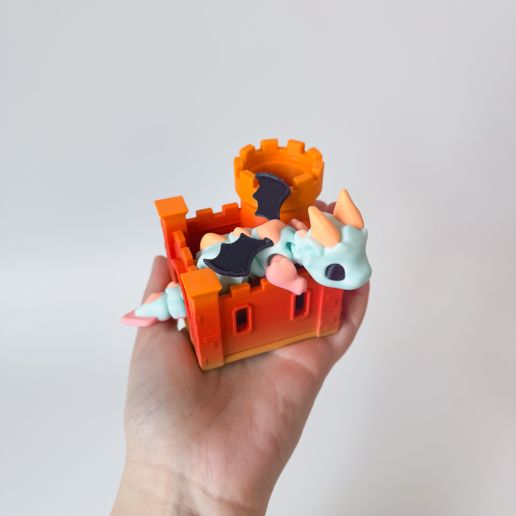 20250328_161020940_iOS.jpg Little Dragon And Castle