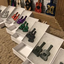 IMG_8295.JPEG STL file Guitar Earrings & Necklace - (finished production samples included)・3D printer model to download