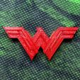 IMG_1090.JPG Wonder Woman Logo (magnetic mount)
