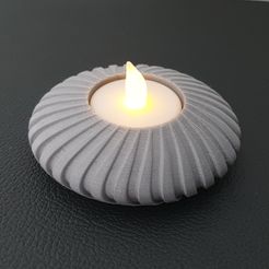 20200830_174421-01.jpeg STL file Disc Tealight Holder, Slimprint・3D printing model to download
