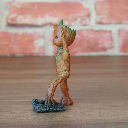 16.JPG BABY GROOT CELEBRATING