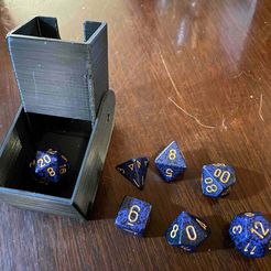 IMG_1978.jpg Free STL file Compact Travel D&D Dice Tower・3D printer design to download