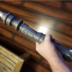 d2b5ca33bd970f64a6301fa75ae2eb22_preview_featured-1.jpg le sabre laser de kyle katarn