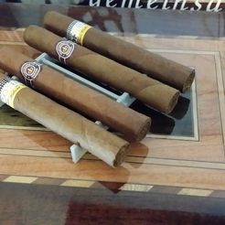 20150510_135333.jpg Cigar holder for humidors