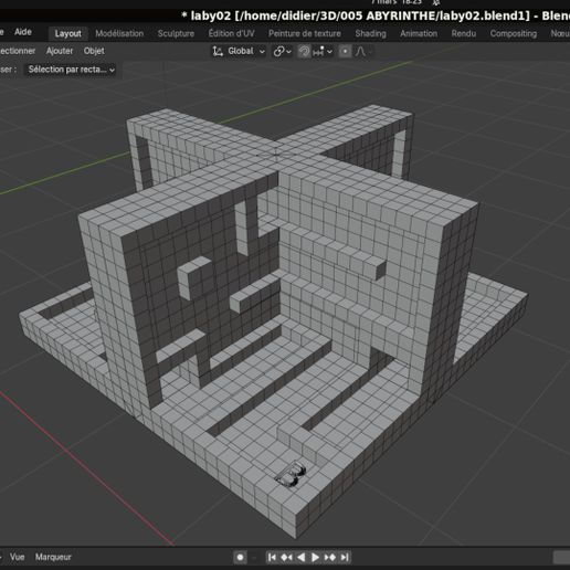 IM05.jpg Three-dimensional maze