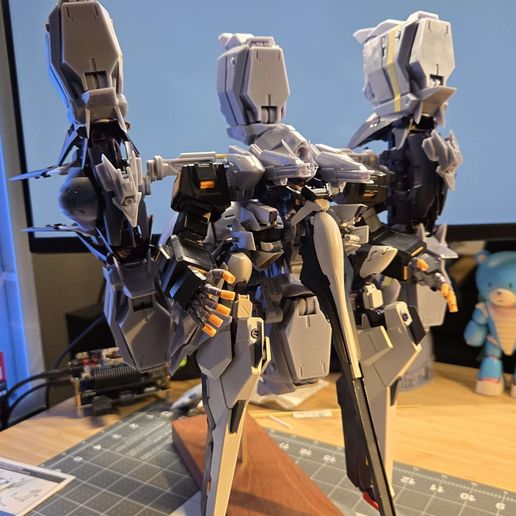 20250427_233749.jpg Gundam AoZ - ARZ-124QN TR-6 Queenly [Conversion Kit]
