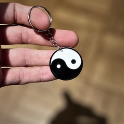 IMG_2095.png 3D file Keychain Yin and yang // yin and yang keychain・3D print design to download