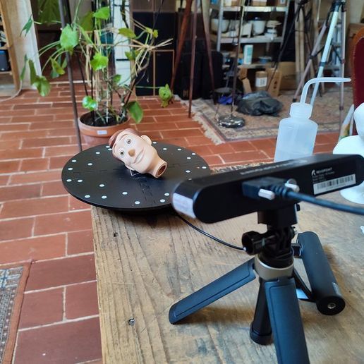 REVOPOINT_POP2_1653663475178.jpg Woodys Kopf - Toy Story