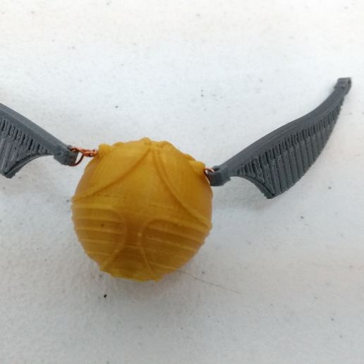 IMG_20170822_153138969.jpg Подвеска "Золотой снитч