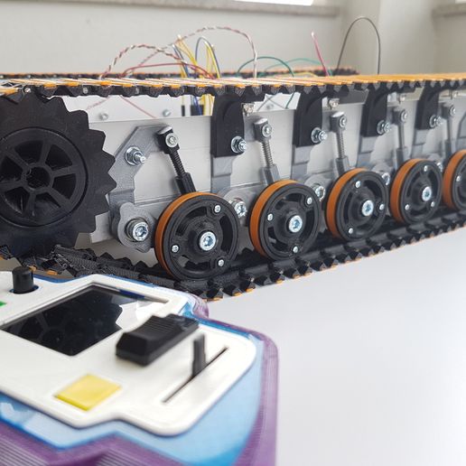 20160402_143601.jpg Tank RC. Track