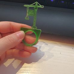 haCV9KrM4CY.jpg STL file Crane Spinner Keychain・3D print model to download