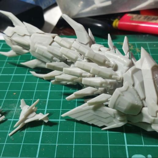 IFWEWE05.jpg Resina fósil de hierro Retool