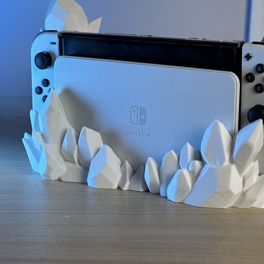 DBFAA05C-878A-4BA8-A6B9-84AF2FF674A4.jpeg Nintendo Switch Crystal Dock - Classic and OLED version