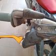 20240901_143205.jpg Soporte de nivel de freno para BRAKTEC