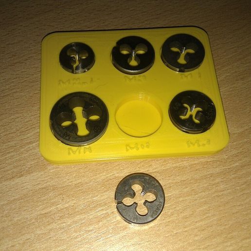 IMG_20181215_233219.jpg tap set box