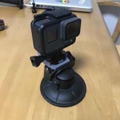 STL file Roborock Dyad Pro Combo suction cup holder 🪞・3D printer model to  download・Cults