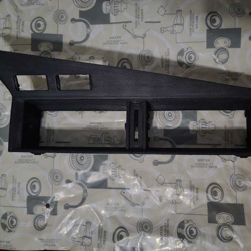 🖼️ w201 190e center vent frame・ STL File for 3D printing・Cults