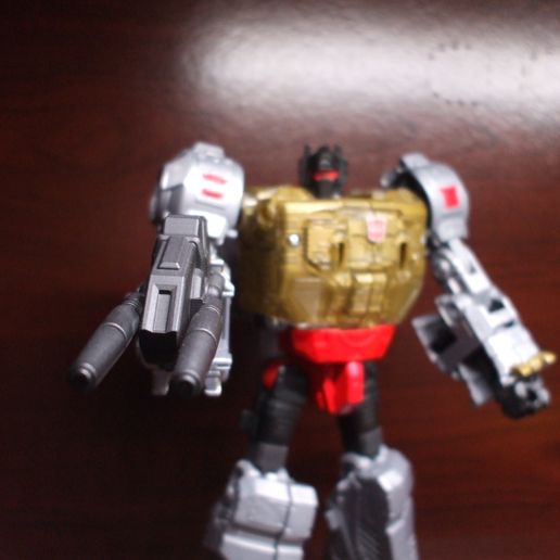 DSCF3150.jpg Rifle laser duplo Stunner para Grimlock PotP