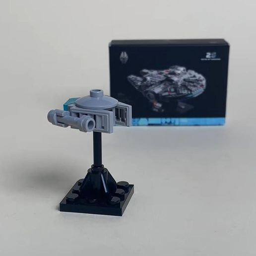 Mini Millennium Falcon Bricks
