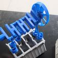 20221104_075518.jpg V8 engine with moving pistons