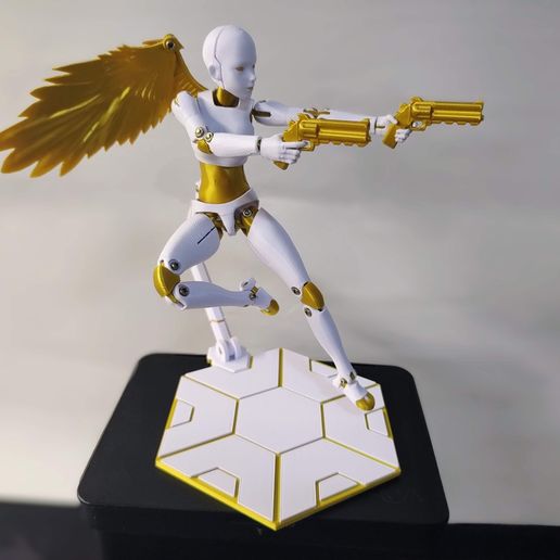 1/10 Scale Action Figure - E.V.A 01