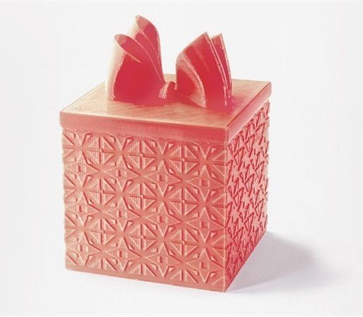 corral_OIFA6SYJGG.jpg Gift Box - Medium