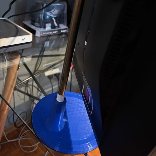 Imagen-de-WhatsApp-2025-10-07-a-las-07.56.55_12cb5ff4.jpg Vertical monitor stand (vasa 100*100)